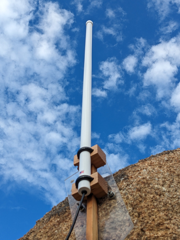 DPD 1090 MHz antenna